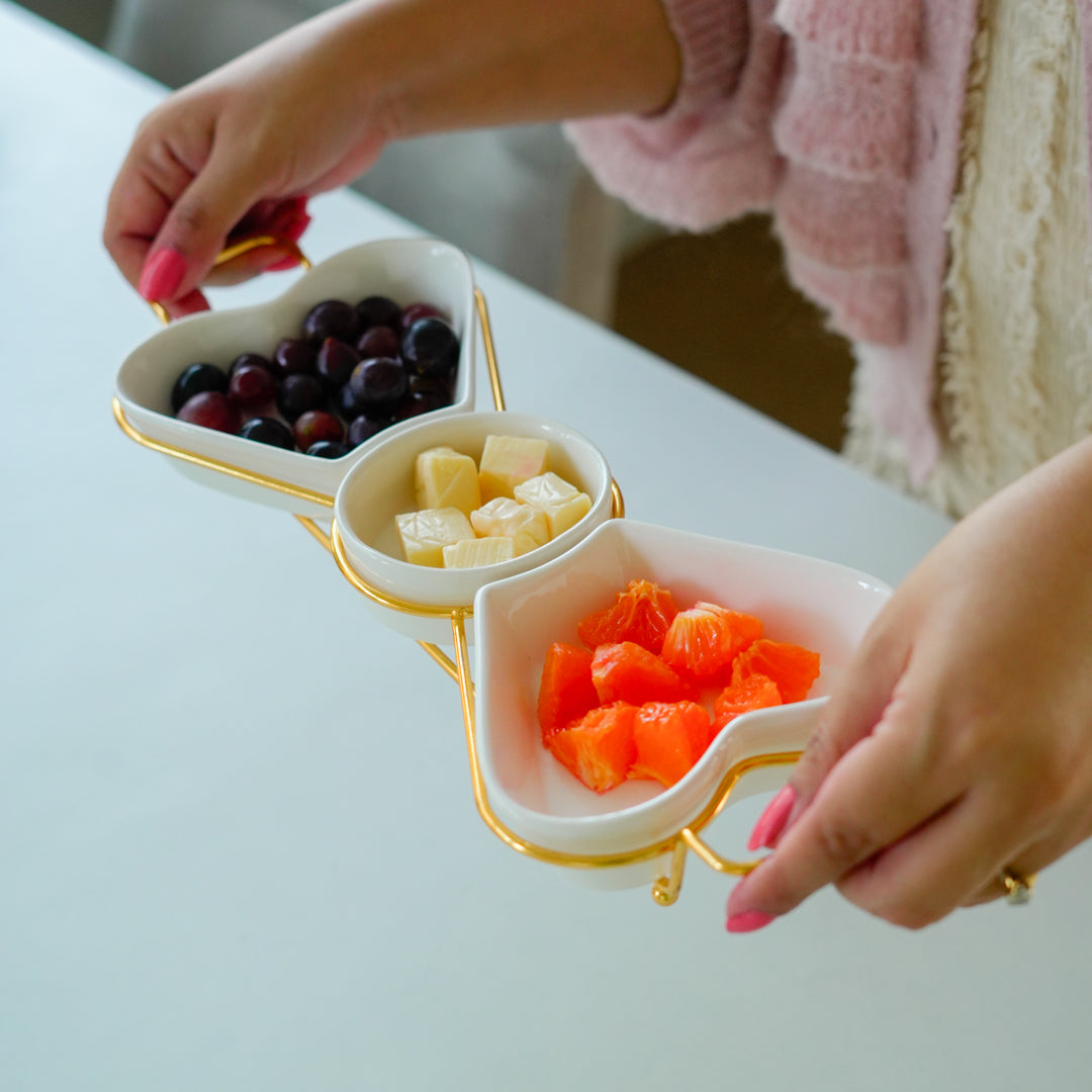 Gold Snack Tray with Heart Bowls – Gift Set - Image 4